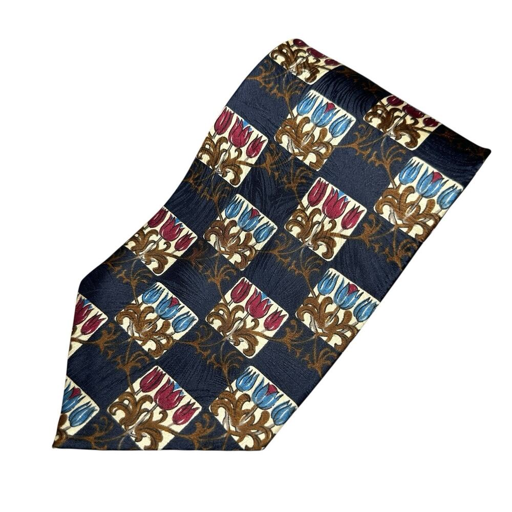 Boston Trader Vtg Silk Tie Necktie Made in USA 56 x 4 Tulips Floral Blue